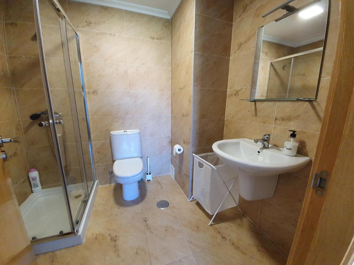 Apartmán Piso Rosalia De Castro Allariz Exteriér fotografie